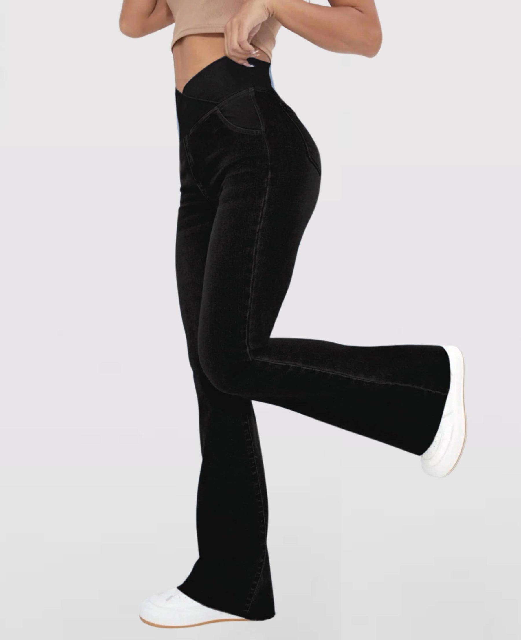 Calça Jeans de Cintura Alta Cruzada - Compre 1 Leve 2